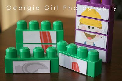 Cute idea for brands and series specific characters Homemade Puzzle, Preschool Community Helpers Theme, Lego Puzzle, Community Helpers Theme, Puzzle Activity, Mega Blocks, Diy Lego, Lego Activities, Toddler School