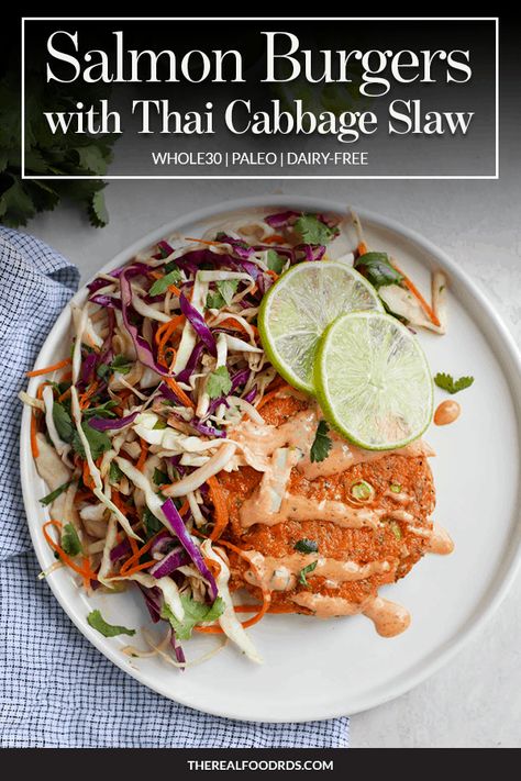 Thai Cabbage, Healthy Salmon Burgers, Whole30 Salmon, Bake Fish, Grilled Salmon Burgers, Heathy Eats, January Recipes, Salmon Burger Recipe, Seafood Delight