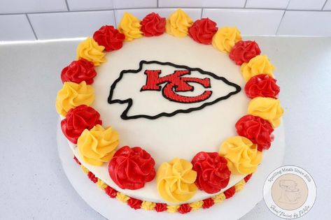 Kansas City Chiefs Deserts, Kansas City Birthday Party, Chiefs Cupcakes Kansas City, Kansas City Chiefs Cakes, Kc Chiefs Birthday Cake, Kansas City Chiefs Cake Ideas, Kc Chiefs Cake Ideas, Kansas City Chiefs Birthday Cake, Kansas City Chiefs Cupcakes