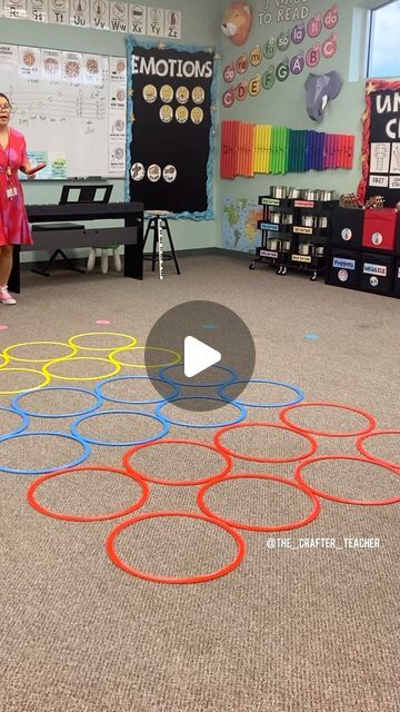 Lena Leon | Elementary Music Class Made Fun on Instagram: "If you got floor rings for your classroom this year, then this routine is a must! It worked well with my 2nd-5th grade classes last year, and I’m planning to reuse it again this year.

This routine is inspired by the Haitian dance called *Ti Kabrit*.

The music I used is on Spotify: *Cuba* from the album *Children’s Music Worldwide*.

😉 

Save this for later and don’t forget to share with your bestie 💕🎵🫶🏼 

#elementary #music #musicclass #musicactivities #dancechallenge #coordinate #rhythmgame”" Grade 3 Music Activities, Music Class Activities Elementary, Stretchy Band Music Activities, Steady Beat Activities, Games For Music Classroom, Elementary Music Education Games, Elementary Music Class, Music Class, Rhythm Games