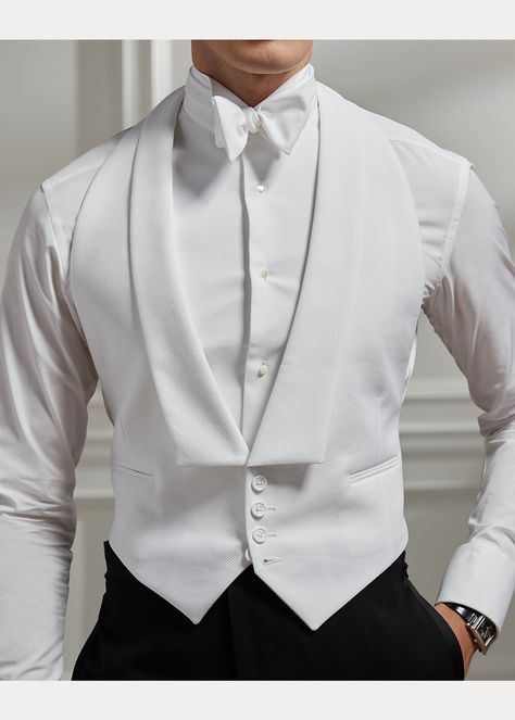 White Tie Tuxedo, Mens Vest Wedding, Mens Evening Wear, Man Vest, Wedding Lapel, Vest Outfits Men, Waistcoat Designs, Sleeveless Waistcoat, Black And White Tuxedo