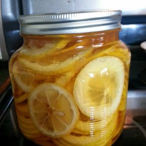 Blackberry Drinks, Lemon Slices, Slices Recipes, Honey Lemon, Lemon Slice, Baking Sweets, Sore Throat, Best Dishes, Food App