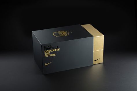 Nike The Opening Packaging on Packaging of the World - Creative Package Design Gallery Shoe Box Design, Football Camp, Luxury Packaging Design, Black Packaging, Cool Packaging, Box Packaging Design, Premium Packaging, Packing Design, Packaging Labels Design