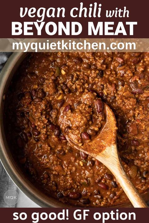 Beyond Beef Chili Recipe, Impossible Chili Recipe, Impossible Meat Chili, Veg Chili Recipe, Beyond Meat Chili, Meat Chili Recipe, Recipes No Meat, Chili Recipe Slow Cooker, No Meat Chili Recipe