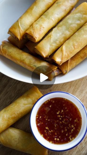 Disha | Break the Spice on Instagram: "Vegetable Spring Rolls ✨ INGREDIENTS👇 These super crispy and delicious spring rolls are a massive crowd pleaser! They are super versatile and incredibly easy to put together. Save this recipe for your next party or gathering! INGREDIENTS: 10 Spring roll sheets 1 lb/450g cabbage 2 medium carrots 4 scallions/green onions 1/2 tbsp ginger (grated) 1/2 tbsp garlic (grated) 1/2 tsp salt 1 tsp sugar 1 tbsp soy sauce 1/2 tsp black pepper powder 1/2 tsp Chinese 5 spice powder 4 cups oil (or as needed) 1 tbsp ap flour 2 tbsp water Detailed step-by-step recipe is on my blog ‘www.breakthespicerecipes.com’. Link is in my bio ♥️ #easyrecipes #asmr #asmrcooking #chinesefood #recipes" Asian Spring Rolls, Chinese Spring Rolls, Homemade Spring Rolls, Vegetable Spring Rolls, Spring Roll Recipe, Spring Roll, Sweet Chilli Sauce, Sweet Chilli, October 8