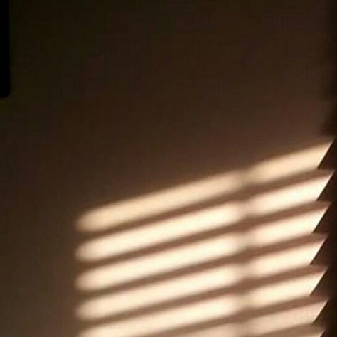 Aesthetic Blinds, Wall Shadow, Light And Shadow Photography, Sun Blinds, Vsco Edit, Shadow Photography, Overlays Picsart, Best Background Images, Aesthetic Pastel Wallpaper