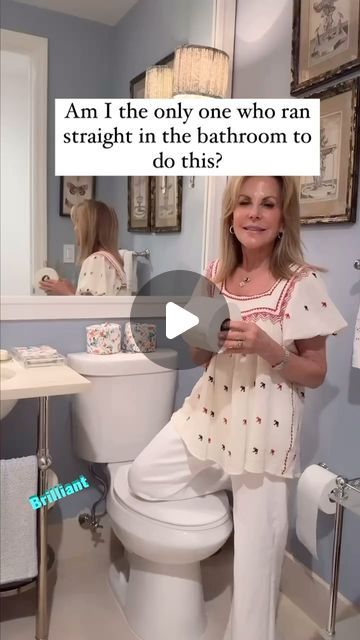 Michelle Dulevich on Instagram: "Brilliant idea! I don’t know how I never thought of this. I wrap everything!😂

#homedecor 
#tips 
#diy 
#homedecorating 
#christmas2024 
#christmastreedesigner" Decorating A Toilet Room, Christmas Bathroom Decor Ideas Simple, Trendy Crafts For 2024, Focassia Bread, Back Of Toilet Decor Ideas, Christmas Decor Ideas For Bathroom, Christmas Decor Ideas Bathroom, Toilet Tank Decor Ideas, August Meals