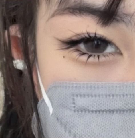 Grunge Douyin Makeup, Feline Eyes, Ig Aesthetic, Cute Eye Makeup, Doll Eye Makeup, Swag Makeup, Ethereal Makeup, Dope Makeup, Cute Makeup Looks