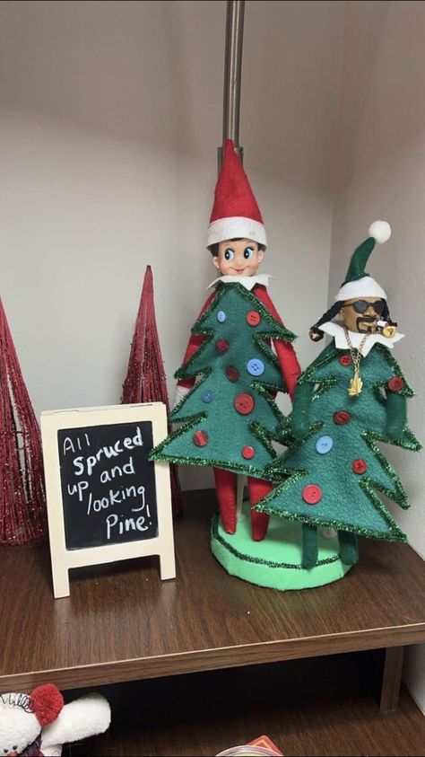 Elf Decorating Ideas, Elf On The Shelf With Snoop Dog, Snoop On A Stoop Arrival, Snoop On The Stoop Welcome Letter, Elf On The Shelf Arrival Breakfast, Snoop Elf On Shelf, Snoop Elf Ideas, Snoop On A Stoop Ideas For Adults, Snoop Dog Elf On The Shelf Ideas