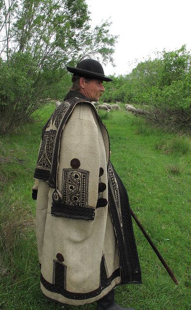 Hungarian Shepherd in traditional coat by lmainjohnson7, via Flickr Hungarian Clothing, Costumes Around The World, Hungarian Embroidery, European Culture, Folk Dresses, We Are The World, Ethnic Dress, Traditional Fashion, Historical Costume