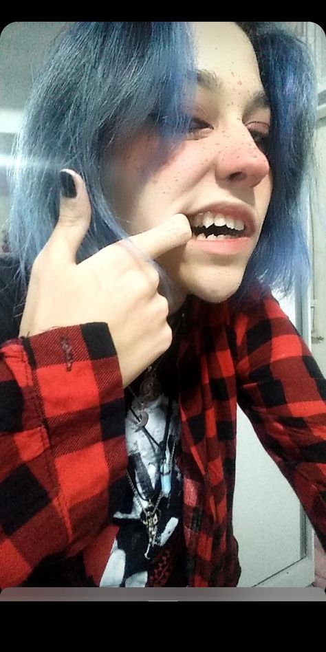 #alternative #punk #grunge #androgynousgirl Human Fangs, Showing Teeth Pose, Fake Fangs, Drop Kick, Alternative Grunge, Vampire Fangs, Vampire Teeth, My Mouth, Selfie Poses