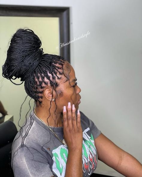 HOUSTON BRAIDER on Instagram: "The perfect bun 😍😍😍, book this style under Small Bohemian knotless braids 💕. September booking open!! Click the link in my bio to book your appointment . _ #bohemianbraids #messybraids #houstonbraids #houstonbraider #houstonboxbraids #houstonhairstylist #knotlessbraids #houstonfrontals #miamibraids #boxbraids #goddessbraids #dallasbraids #knotlessbraidshouston #protectivestyles #houstoncornrows #nycbraider #atlantabraids #houstonknotlessbraids #braidstyles #Atl Goddess Braids Bun, Bohemian Bun, Small Bohemian Knotless, Small Bohemian Knotless Braids, Messy Bun Braids, Goddess Braid Bun, Braided Locs, Bohemian Knotless Braids, Bohemian Knotless