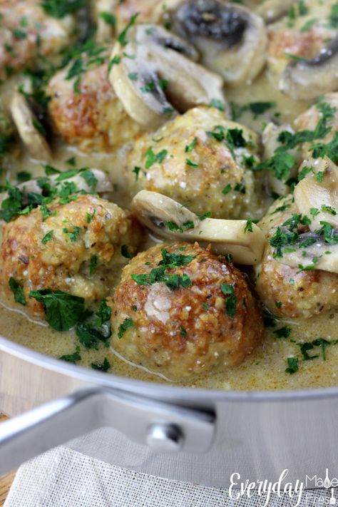 Meatball Stroganoff, Mushroom Meatballs, Bread Crumb Chicken, Sausage Balls, Stroganoff Recipe, Chicken Meatballs, Mushroom Chicken, Ground Chicken, Chicken Soup