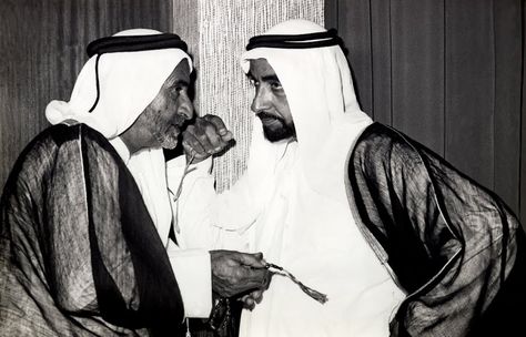 The Establishment of the United Arab Emirates - Institutul Cultural Google Uae History, History Uae, Sheikh Zayed Bin Sultan, Arab Core, Zayed Bin Sultan Al Nahyan, Uae National Day, Sheikh Zayed, Travel Pictures Poses, Rashid Al Maktoum