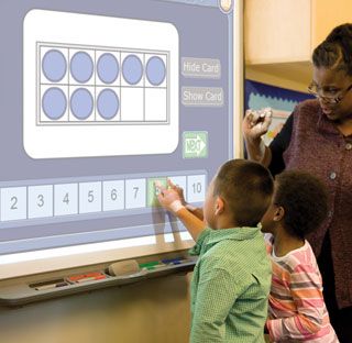 Technology is a great way to engage students in the learning. These free number sense technology tools help students develop deep understanding of numbers. Smart Board Lessons, Teaching Technology, School Technology, Tech School, Free Teacher, Teaching Children, Classroom Technology, Classroom Fun, Smart Board