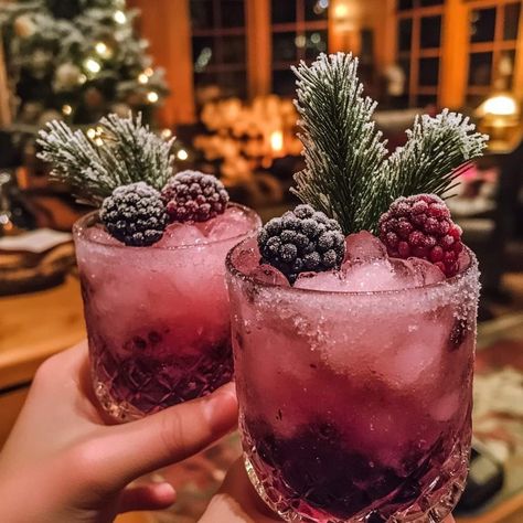 Frosted Blackberry Bourbon Mule Ingredients:  2 oz bourbon 1 oz blackberry purée 4 oz ginger beer Frosted blackberries (for garnish) Pine sprig (for garnish) Directions:  In a glass with ice, combine bourbon and blackberry purée; stir gently. Top with ginger beer and garnish with frosted blackberries and a pine sprig. #BlackberryMule #WinterCocktail #SeasonalCheers Blackberry Mule, Bourbon Mule, Blackberry Bourbon, Blackberry Cocktail, Blackberry Drinks, Holiday Drinks Alcohol, Progressive Dinner, Christmas Cocktail Party, Mule Cocktail