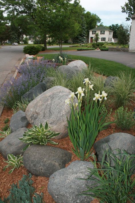 Natural River Rock Landscaping, Landscape Ideas With Boulders, Landscaping With Boulders On A Slope, Burm Landscaping, Boulder Landscaping, Landscaping Boulders, Sidewalk Landscaping, Boulder Garden, Rockery Garden