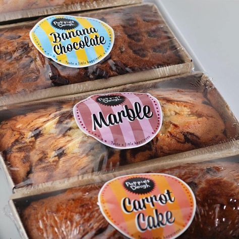 3 loaf assortment banana chocolate, marble and carrot Bake Sale Packaging, Banana Splits, Bread Packaging, Mini Torte, Loaf Cakes, Baking Packaging, Dessert Packaging, Chocolate Cream Cheese, Bakery Packaging