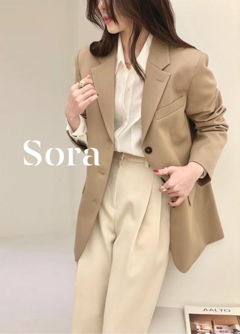 Casual Bissnes Outfit Women, Korean Working Outfit, Pink And Cream Outfit, Korean Casual Outfits, Everyday Fashion Outfits, Woman Suit Fashion, Casual Day Outfits, Elegante Casual, Classy Work Outfits