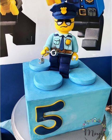 Lego Police Birthday Cake, Policeman Birthday Cake, Police Birthday Party Cake, Police Cakes Ideas, Police Cake Ideas Birthday, Police Lego Cake, Lego City Cake, Police Car Cake Design, Policeman Cake