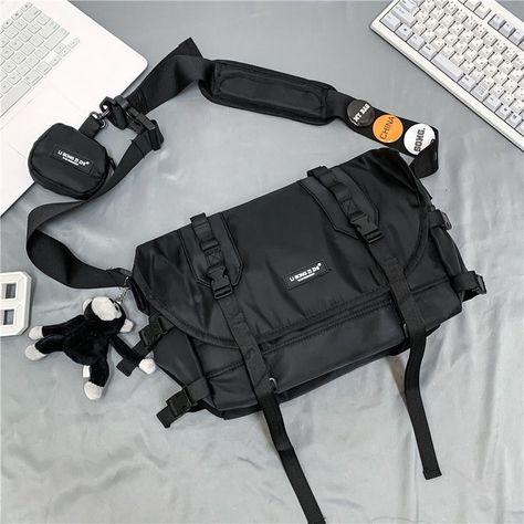 Techwear Bag, Fashion Teenage School, Light Backpack, Bags For Men, Side Bags, Outdoor Men, School Bags For Kids, Black Crossbody, Large Backpack