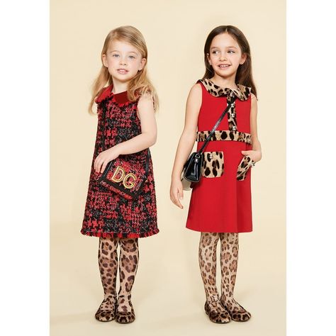 Natural Dye Fabric, Dolce And Gabbana Fashion, Dolce And Gabbana Kids, Runway Collection, Baby Winter, Animal Prints, Primavera Estate, Stylish Girl, Milan Fashion Week