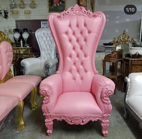 Beauty Salon Interior Design, Styl Shabby Chic, Pouf Design, Pink Furniture, Throne Chair, Beauty Salon Interior, Pink Chair, Salon Interior Design, People Sitting