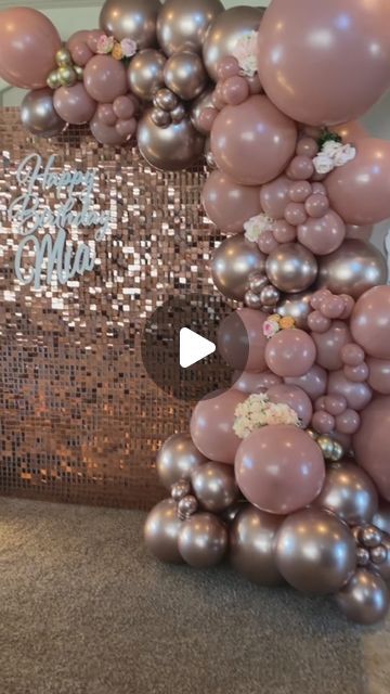 Shimmer Wall With Balloons, Birthday Home Decoration Ideas, 21st Party Decorations, 21st Birthday Balloons, 24 Birthday, 21st Party, Shimmer Wall, Rose Gold Balloons, 24th Birthday