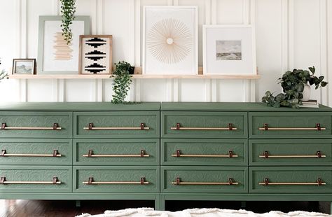 Bedroom Drawers Ideas, Ikea Bedroom Dressers, Easy Diy Dresser, Diy Dressers, Big Dresser, Chest Of Drawers Decor, Diy Dresser Plans, Dresser Hardware, Custom Dining Room