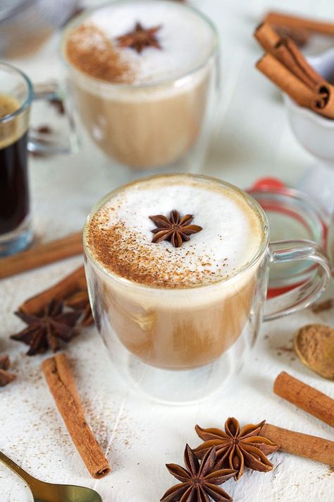 Warm spices and a caffeine kick, this Dirty Chai Latte is like a warm hug in a mug. Classic Chai Latte with a shot of espresso for the ultimate pick me up. Dirty Chai Latte, Malt Recipe, Chai Latte Recipe, Shot Of Espresso, Hug In A Mug, Drink Garnishing, Easy Coffee Recipes, Chai Tea Latte, Appetizers Easy Finger Food