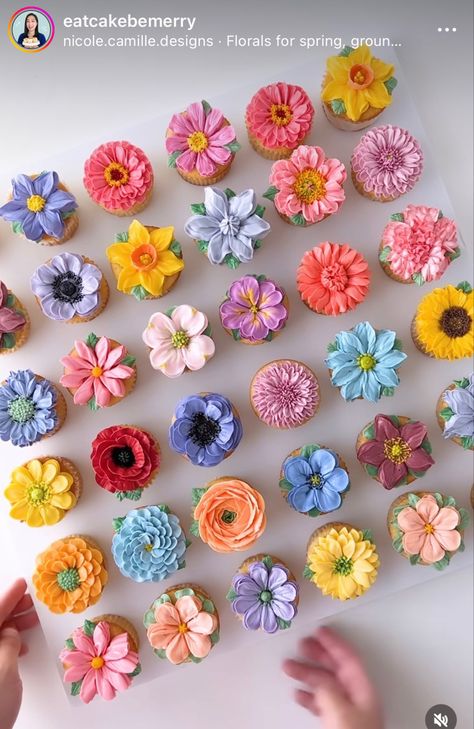 May Day Birthday Party, Cakes With Matching Cupcakes, Plants And Prosecco, Engagement Party Decorations Colorful, Colorful Flower Cupcakes, Colorful Wedding Desserts, Spring Bday Cake, Wedding Cupcakes Colorful, Sweet 16 Spring Theme Ideas