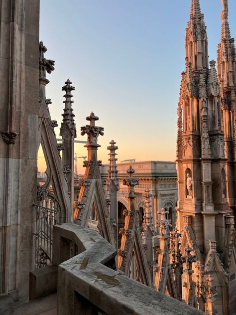 Milan Travel Aesthetic, Milan Cathedral Aesthetic, Milan Duomo Aesthetic, Milan Wallpaper City, Rome City Aesthetic, Milan Astethic, Foto Milano Aesthetic, Milano Italy Aesthetic, Milan Aesthetic Girl