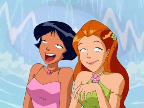 Ginger And Brunette Duo Cartoon, Total Spies, Tt Trends, Brown Hair Cartoon, Clover Totally Spies, Epic Fortnite, Sagittarius Taurus, We Are Best Friends, Disney Princess Dresses