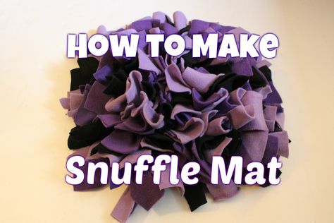 How to make your own snuffle mat so your guinea pigs can search and forage for treats in the fleece. Make A Snuffle Mat, Enrichment For Dogs, Fleece Diy, Rat Cage Accessories, Guinea Pig Clothes, Guinea Pig Diy, Guinea Pig Accessories, Snuffle Mat, Guinea Pig Bedding