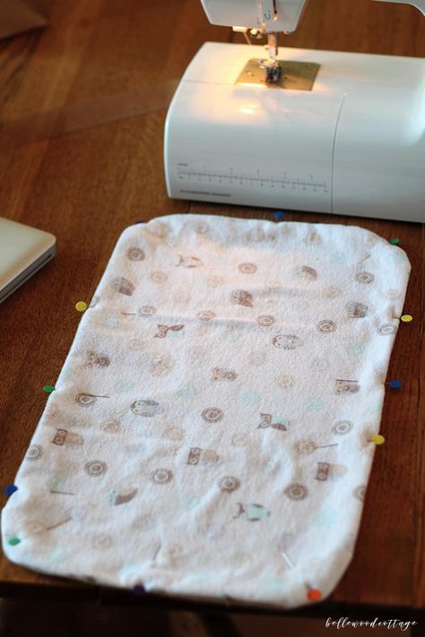 How To Sew Burp Cloths, How To Make Burp Cloths, Gauze Burp Cloths Diy, Flannel Burp Cloths Diy, Diy Muslin Burp Cloths, Burp Cloths From Diapers, Burb Cloth Pattern, Sewn Blankets, Diy Burp Cloths