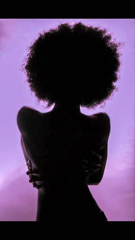 Black Silhouette Aesthetic, Female Silhouette Aesthetic, Sillouttes Images Women, Woman Sillhoute Aesthetic, Black Women Sillouhette, Black Woman Silhouette Photography, Lovie Simone, Looking Over Shoulder, Black And White Afro Photography