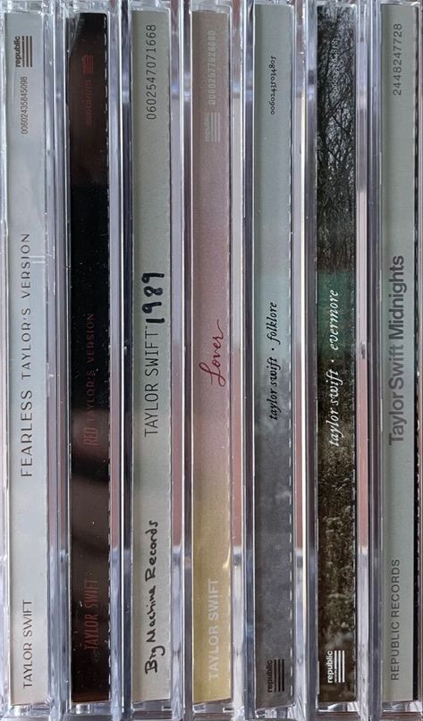 Taylor Swift Cds, Grace Ivers, Taylor Core, Folklore Evermore, Cd Collection, Estilo Taylor Swift, Taylor Swift Red, Taylor Swift 1989, Come Undone