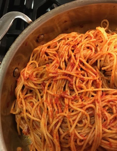 Pinto Bean, Beet and Bulgur Burgers | The City Cook, Inc. Beans And Spaghetti, Spaghetti With Olives, Spaghetti Pictures, Pantry Dinner, Long Pasta, Dinner Spaghetti, Tomato Spaghetti, Matzo Balls, Spagetti Recipe