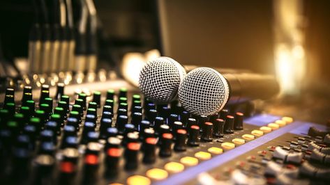 Microphones with sound mixer in studio | Premium Photo #Freepik #photo #sound-mixer #audio-mixer #radio-studio #music-studio Sound Mixer, Meldi Ma Hd Photo, High End Speakers, Back Vocal, Wallpaper Earth, Corporate Presentation, Dj Remix, Background Wallpaper For Photoshop, Audio Sound