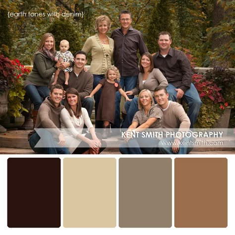 Great earth tone pallet with jeans.  Book your family session TODAY!!                                                                                                                                                      More Denim Photography, Large Family Photography, Large Family Portraits, Large Family Poses, Group Pose, Family Portrait Outfits, Family Photo Colors, Extended Family Photos, Large Family Photos