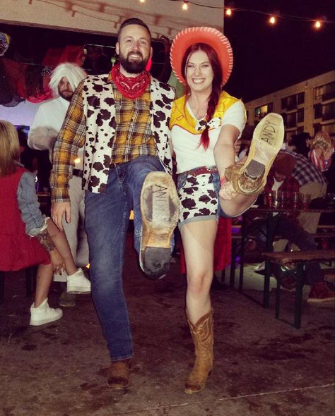 Woody And Jesse Costume Couple, Woody And Jessie Costumes Best Friends, Toy Story Woodie And Jessie Couples Costume, Couples Halloween Costume Woody And Jessie, Jessie And Woody Costumes Couple, Jesse And Woody Costume Couple, Woody And Jessie Costumes, Buzz Costume, Jessie And Buzz