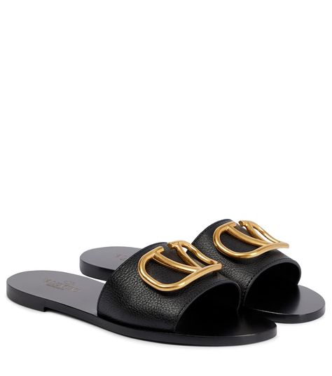 One of my favourite designer pieces #mytheresa Valentino Slides, V Logo, Bag Women Fashion, Leather Cuts, Classic Bags, Material Girl, Leather Slides, Dream Shoes, Comfy Outfits