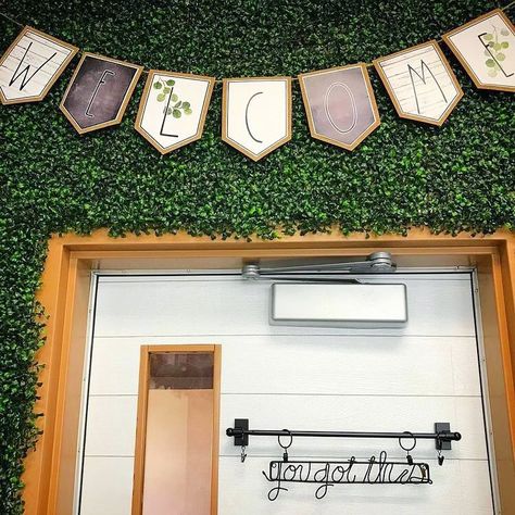 Megan Nelson on Instagram: “The most amazing farmhouse door I’ve ever seen!! 😍@fancynancyin5th classroom is beautiful!! I love how she is using my banner from the…” Farmhouse Classroom Theme, Modern Farmhouse Classroom Decor, Modern Farmhouse Classroom, Classroom Theme Decor, Farmhouse Decor Trends, Farmhouse Classroom Decor, Classroom Carpets, Farmhouse Classroom, Farmhouse Trends