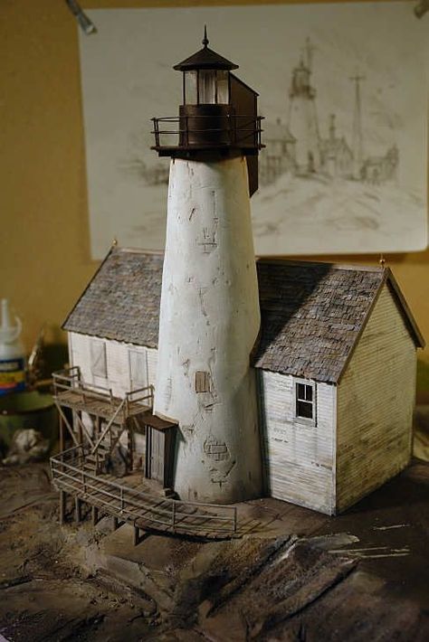 Maquetes Storm Shutters, Coast Line, Train Miniature, Model Train Scenery, Driftwood Crafts, Model Train Layouts, Miniature Houses, Driftwood Art, Train Layouts