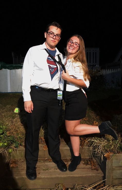 Halloween Costume: Clark Kent/Superman and Lois Lane. Superman And Lois Lane Costume, Clark Kent And Lois Lane Costume, Lois Lane Costume, Clark Kent Costume, 1950s Costume, Superman And Lois Lane, Lois Lane, Clark Kent, Smallville