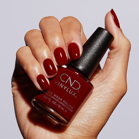 Did you know that CND Vinylux is a 2-step longwear polish that lasts up to 7+ days? Pair it with its magical CND Vinylux Top Coat and you get high shine, too ✨ Cnd Shellac Colors Winter, Winter Nails 2023, Metallic Nail Colors, Deep Red Nails, Shellac Colors, Nail Swatches, Cnd Nails, Cnd Vinylux, Pretty Nail Colors