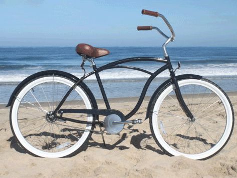 sixthreezero Men's BE - Single Speed Black 26" Beach Cruiser Bike Bici Retro, Bicycle Paint Job, Beach Cruiser Bicycle, Beach Cruiser Bike, Bicycle Store, Beach Cruiser Bikes, Cruiser Bicycle, Motorized Bicycle, Beach Bike