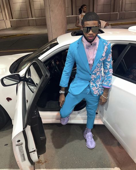 Teal Prom Suits For Men, Purple And Silver Prom Suit, Black Prom Ideas Men, Homecoming Suits For Men Blue, Prom Suits For Men Unique Green, Prom Ideas Male, Black Man Prom Outfit, Custom Suits Men Prom, Turquoise Prom Suit