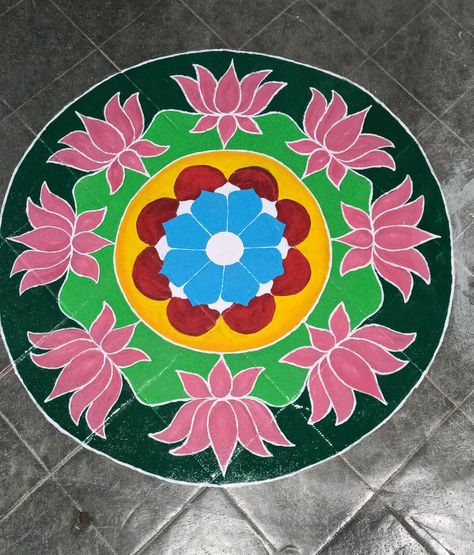 Oil Paint Rangoli On Floor, Oil Paint Rangoli Designs On Floor, Rangoli Painting On Floor, Oil Paint Rangoli, Paint Rangoli Designs, Paint Rangoli Designs On Floor, Paint Rangoli, Painting Rangoli Design, Rangoli Painting