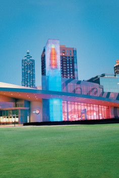 The World of Coca-Cola, 60,000 sq ft with Taste testing from at the end of the tour!  121 Baker St NW, Atlanta, Georgia 30313 USA (404) 676-5151 I went here many years ago! It was a great little trip in Atlanta. The best part is getting to taste the Coke products from around the world in the last room! I will definitely be taking my family here! Coca Cola Museum, Coca Cola Atlanta, Event Venue Spaces, World Of Coca Cola, Georgia Aquarium, Grant Park, Factory Tours, American Road Trip, Story Of The World